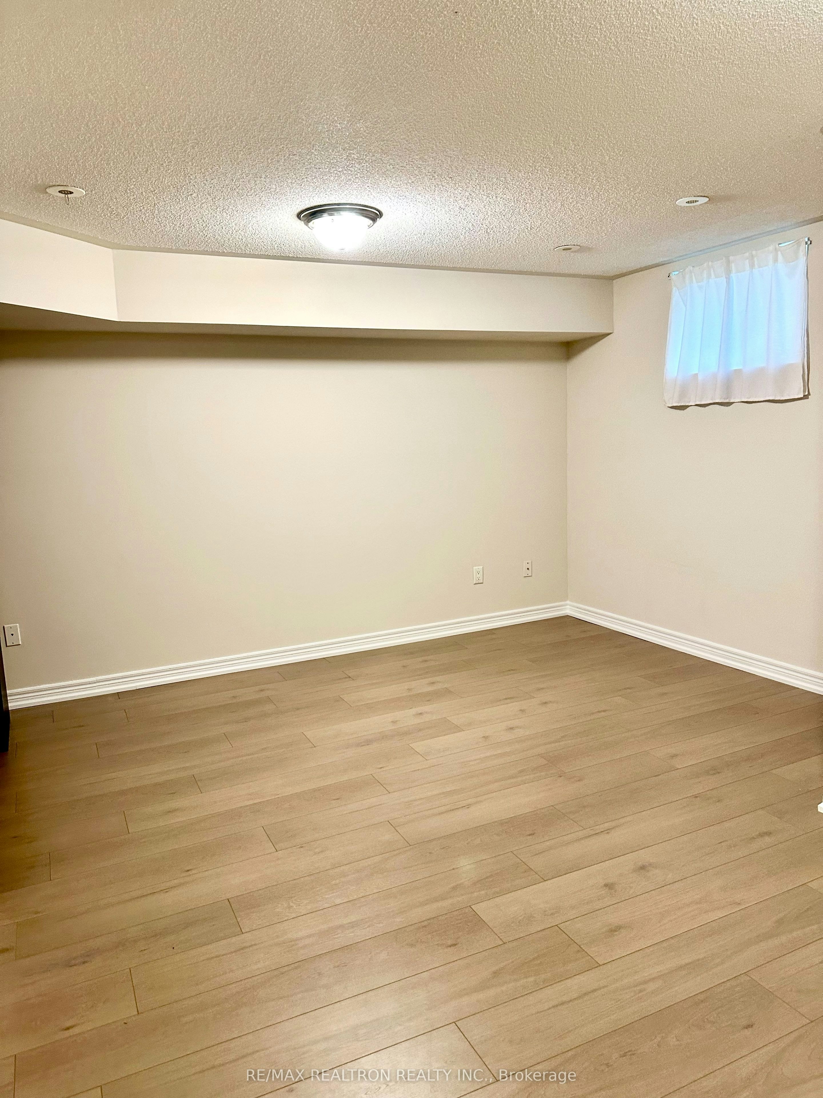 54 Times Avenue, Markham, ON, L3T 7Y1 - 17