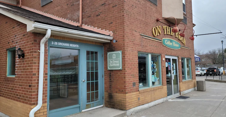 248-2 Orchard Heights Boulevard, Aurora, ON, L4G 3W3 - 2