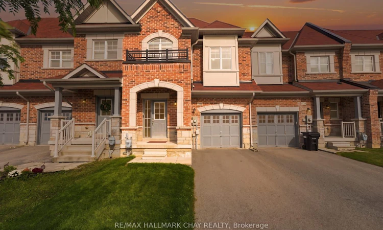 1146 Peelar Crescent