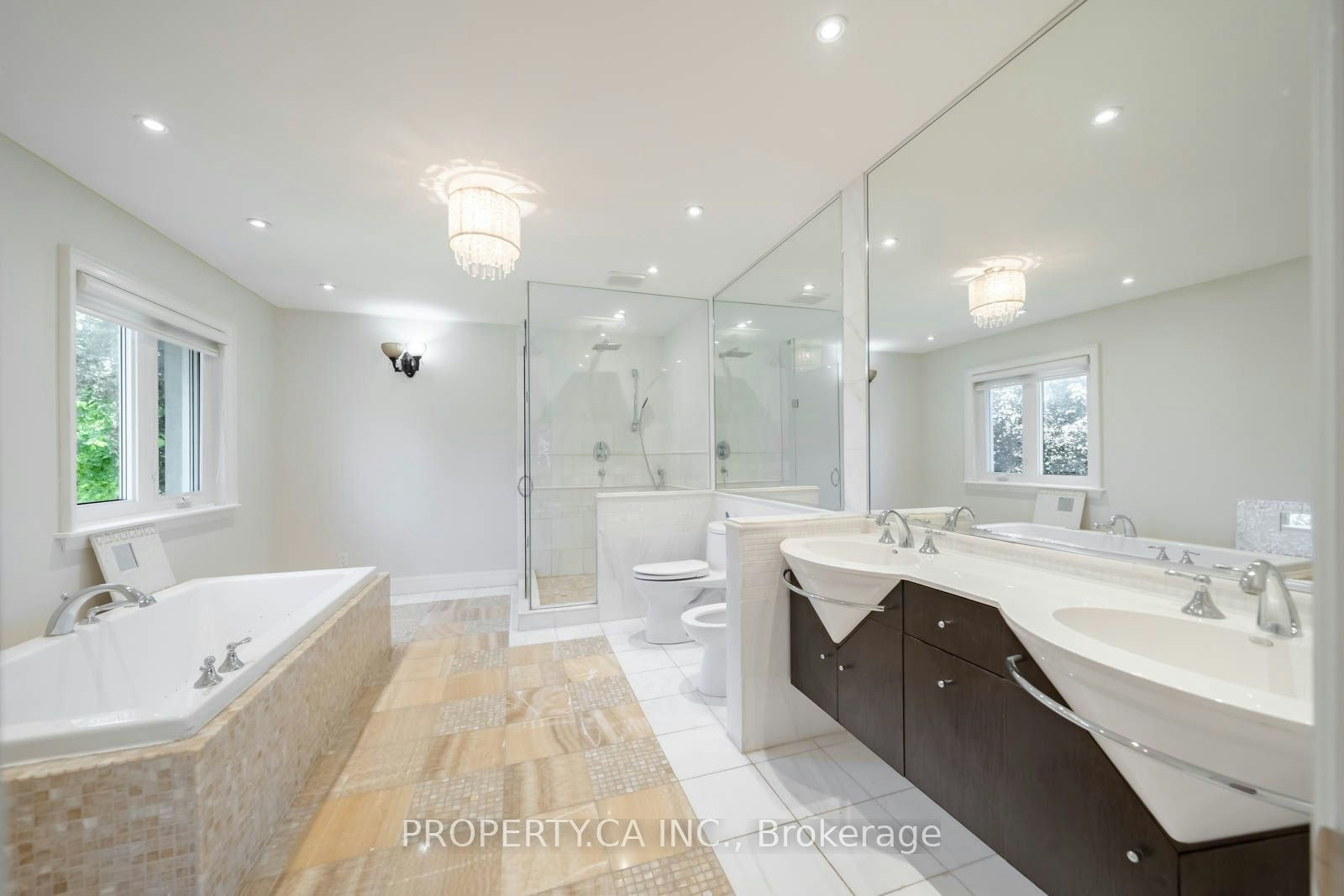 76 Concord Road, Vaughan, ON, L4J 3M3 - 17