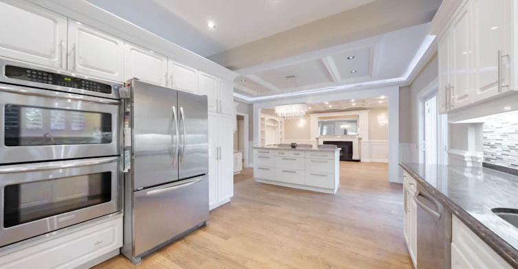 76 Concord Road, Vaughan, ON, L4J 3M3 - 10