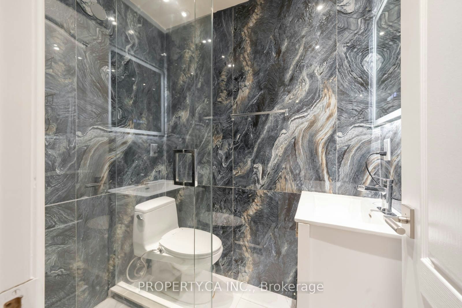 76 Concord Road, Vaughan, ON, L4J 3M3 - 23