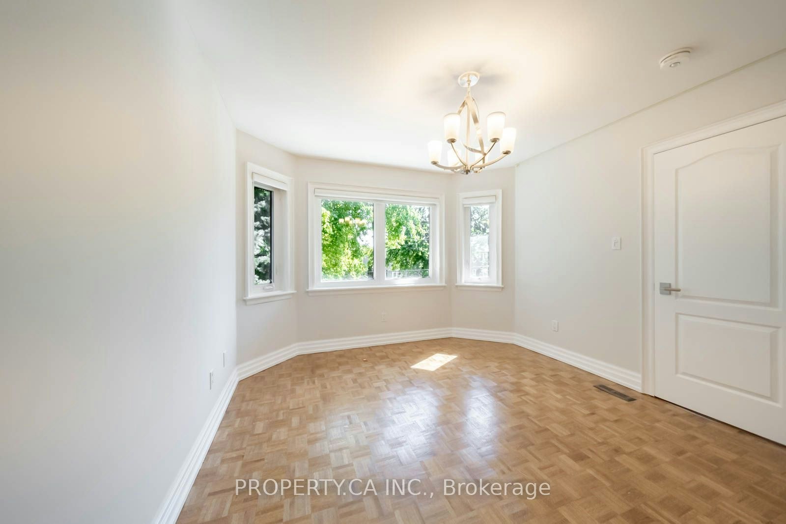 76 Concord Road, Vaughan, ON, L4J 3M3 - 22