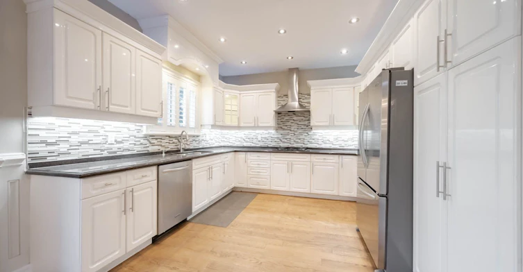 76 Concord Road, Vaughan, ON, L4J 3M3 - 8