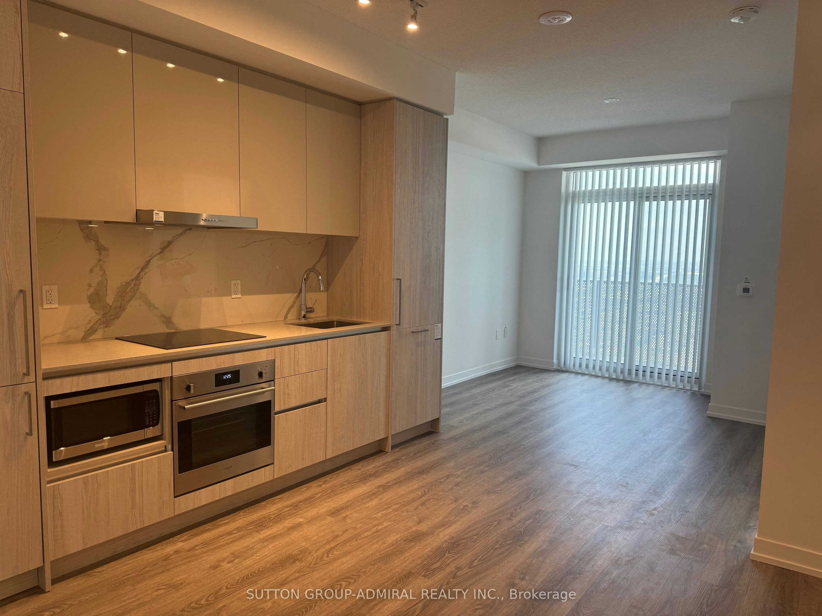 4910-195 Commerce Street, Vaughan, ON, L4K 0P9 - 6