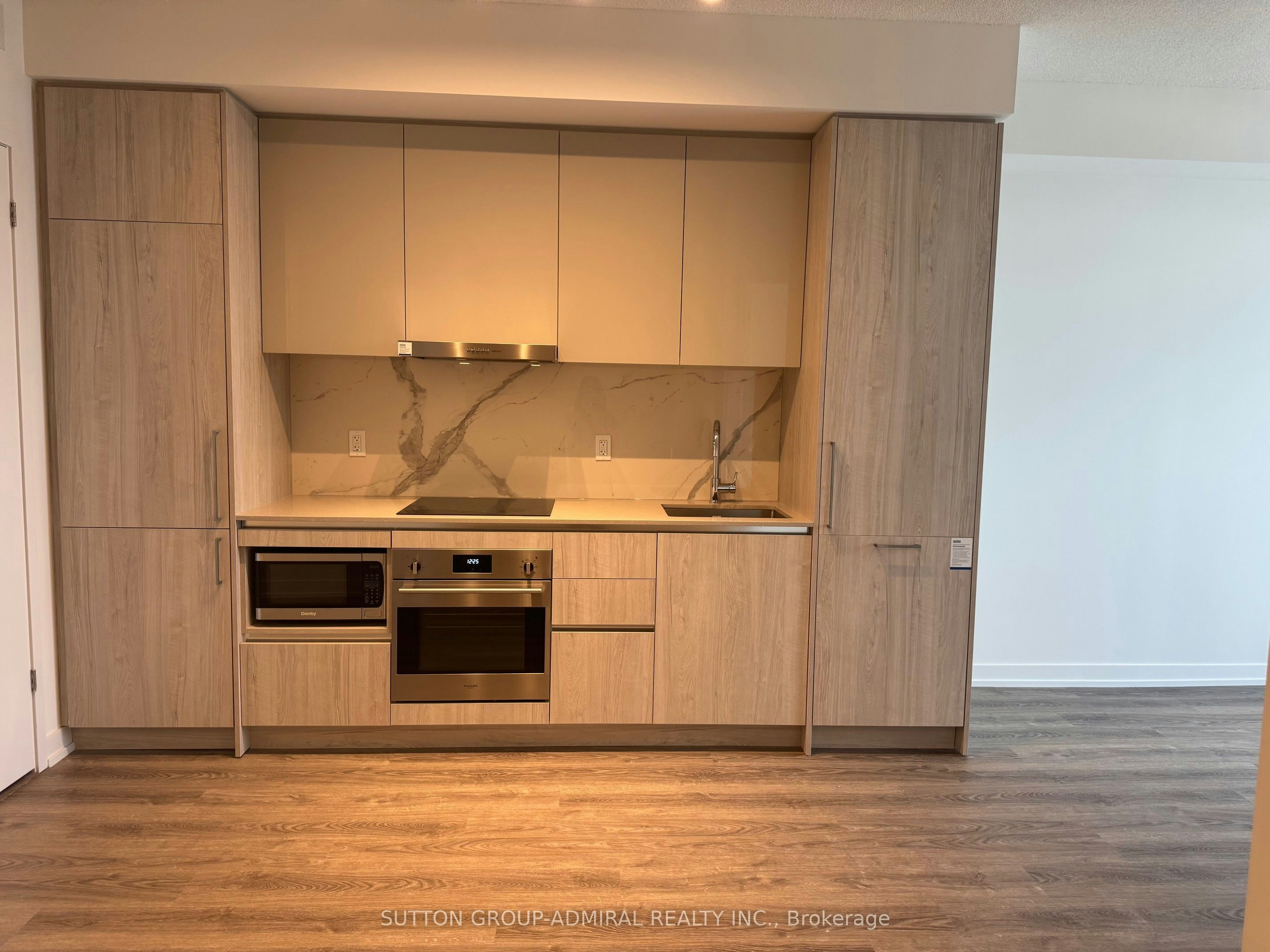 4910-195 Commerce Street, Vaughan, ON, L4K 0P9 - 7
