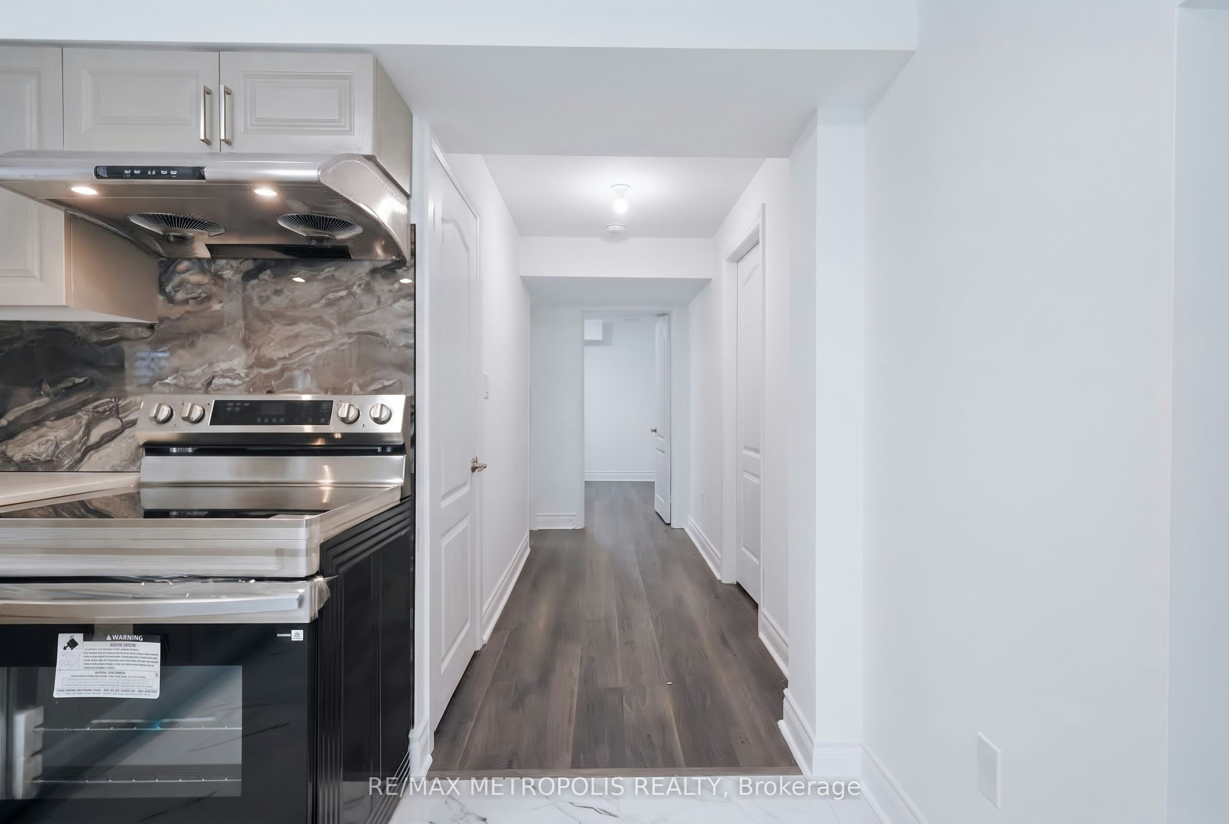 Bsmt-11 Huron Lane, Bradford West Gwillimbury, ON, L3Z 0N2 - 8