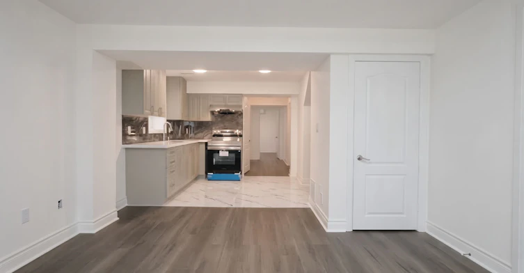 Bsmt-11 Huron Lane, Bradford West Gwillimbury, ON, L3Z 0N2 - 3