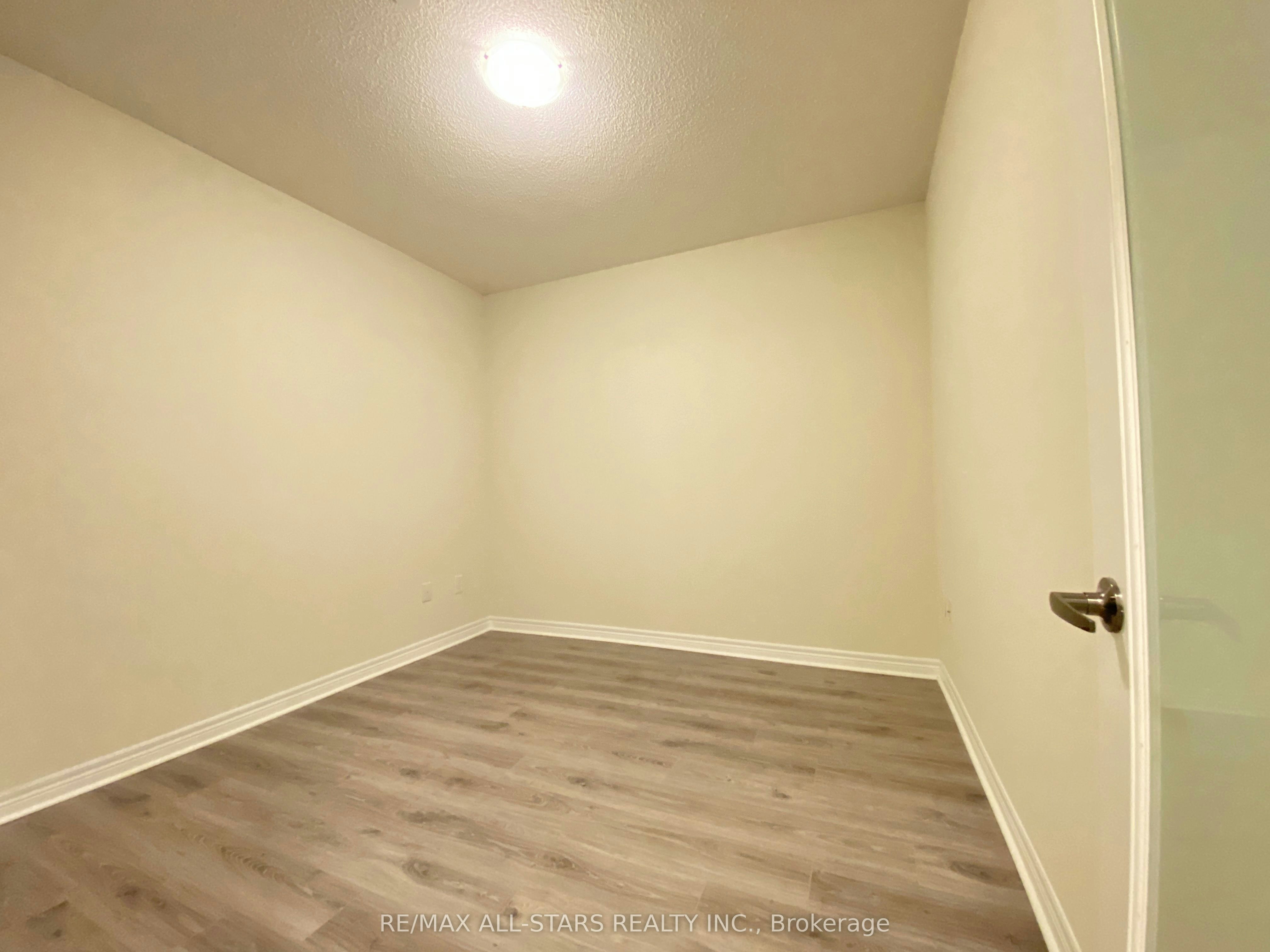 410-39 New Delhi Drive, Markham, ON, L3S 0E1 - 21