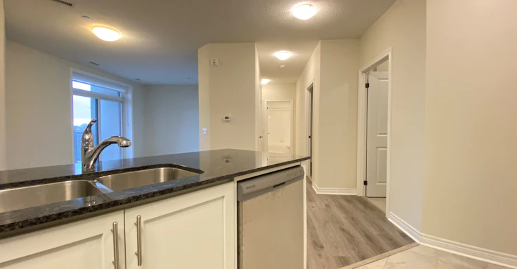 410-39 New Delhi Drive, Markham, ON, L3S 0E1 - 4