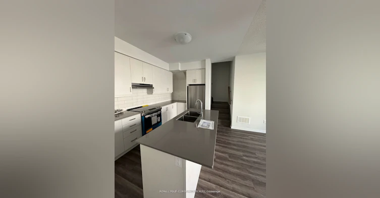 130-11 Almond Blossom Mews, Vaughan, ON, L4K 0N7 - 4