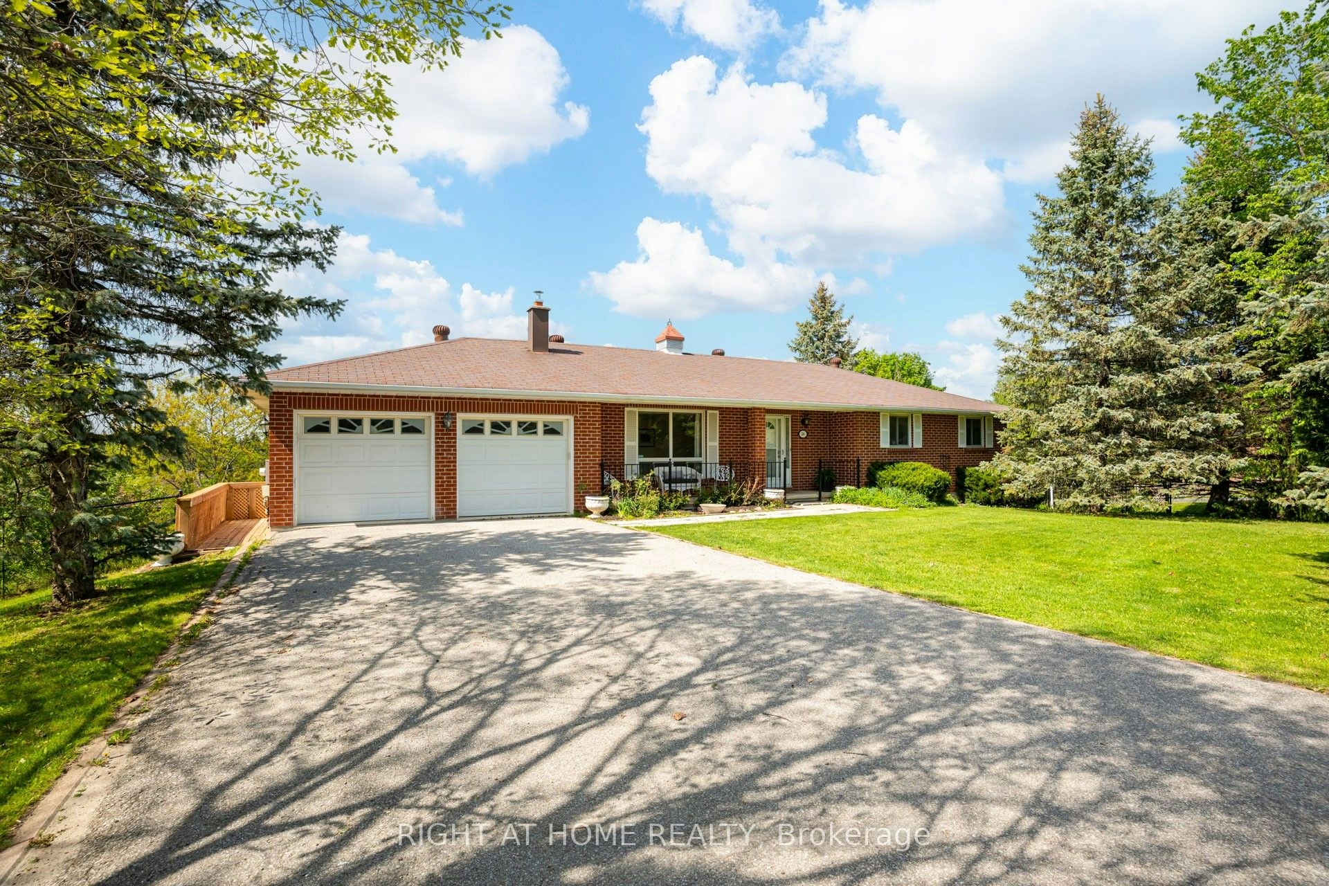 24 Joseph Street, Adjala-Tosorontio, ON, L0G 1L0