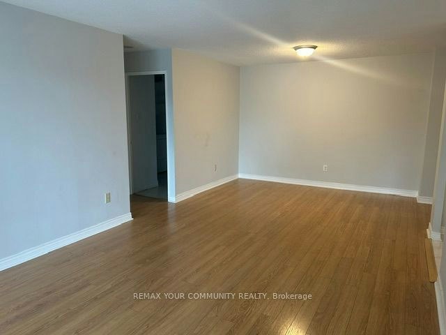 310-7 Townsgate Drive, Vaughan, ON, L4J 7Z9 - 22