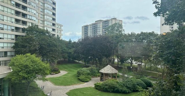 310-7 Townsgate Drive, Vaughan, ON, L4J 7Z9 - 27