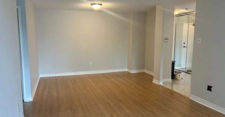 310-7 Townsgate Drive, Vaughan, ON, L4J 7Z9 - 24