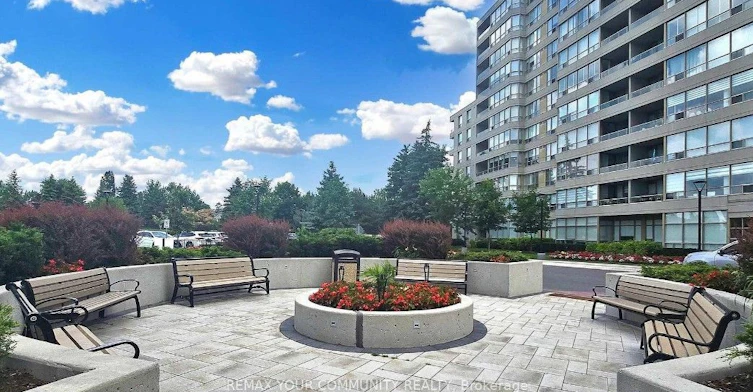 310-7 Townsgate Drive, Vaughan, ON, L4J 7Z9 - 33
