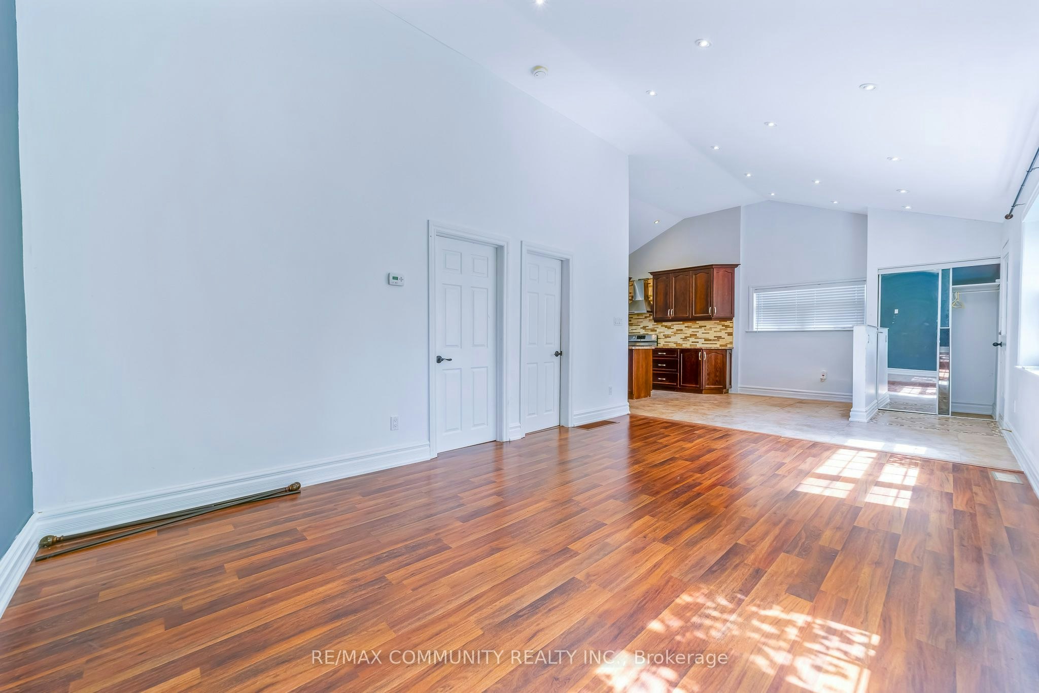 5154 Aurora Road, Whitchurch-Stouffville, ON, L4A 7X4 - 9