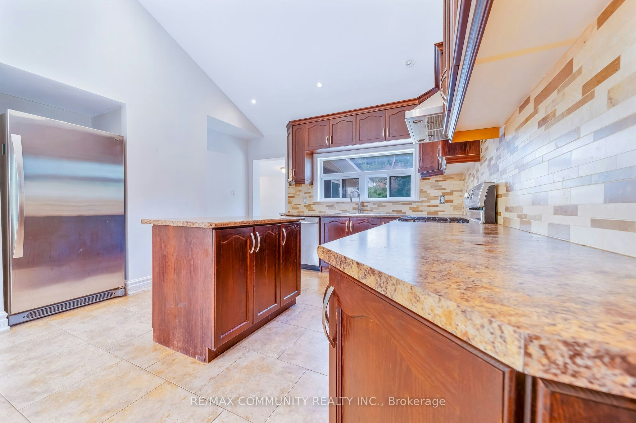 5154 Aurora Road, Whitchurch-Stouffville, ON, L4A 7X4 - 14