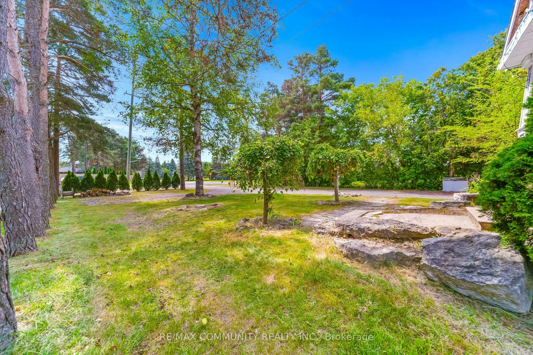 5154 Aurora Road, Whitchurch-Stouffville, ON, L4A 7X4 - 4