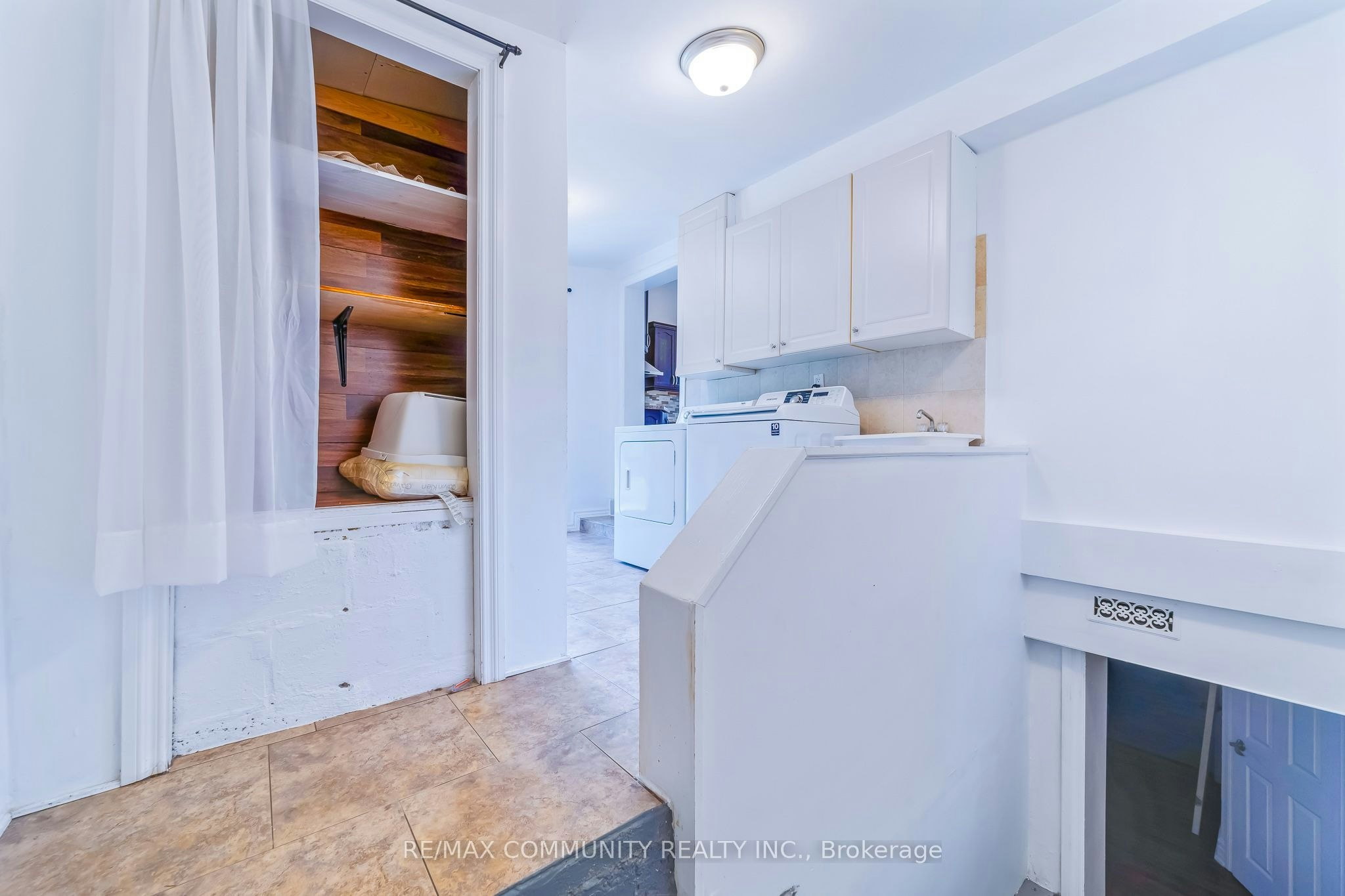 5154 Aurora Road, Whitchurch-Stouffville, ON, L4A 7X4 - 17