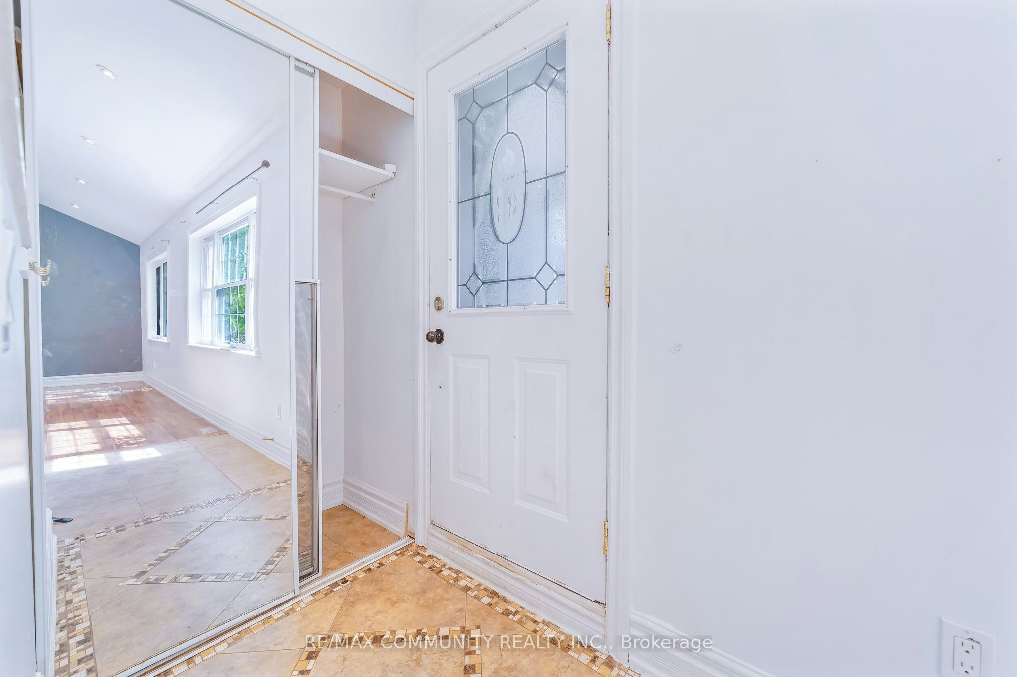 5154 Aurora Road, Whitchurch-Stouffville, ON, L4A 7X4 - 7