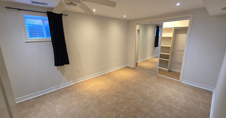 20 Lippincott Court, Richmond Hill, ON, L4C 7M4 - 3