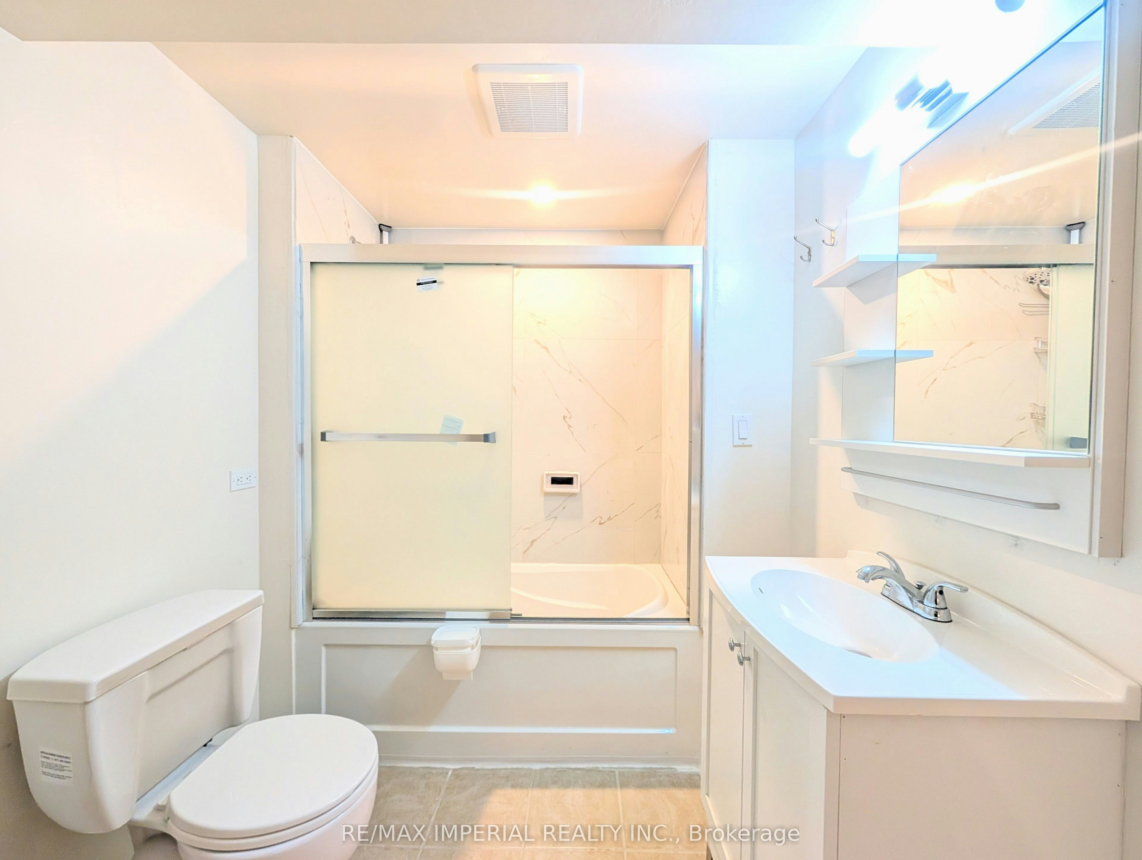 BSMT-234 Old Colony Road, Richmond Hill, ON, L4E 5B9 - 17
