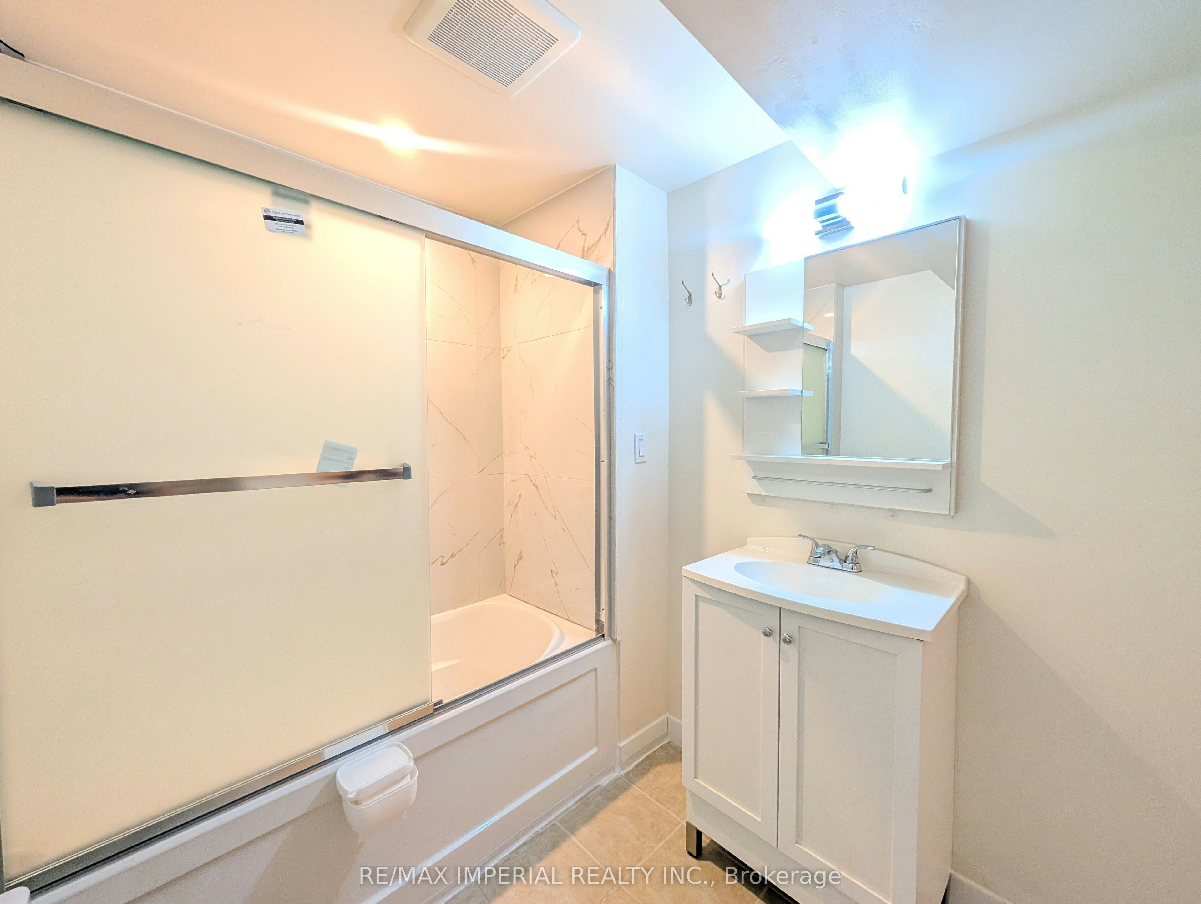 BSMT-234 Old Colony Road, Richmond Hill, ON, L4E 5B9 - 18