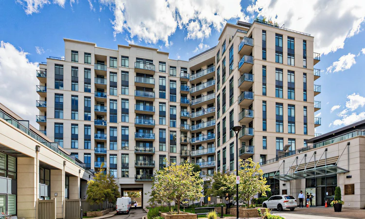 808-24 Woodstream Boulevard