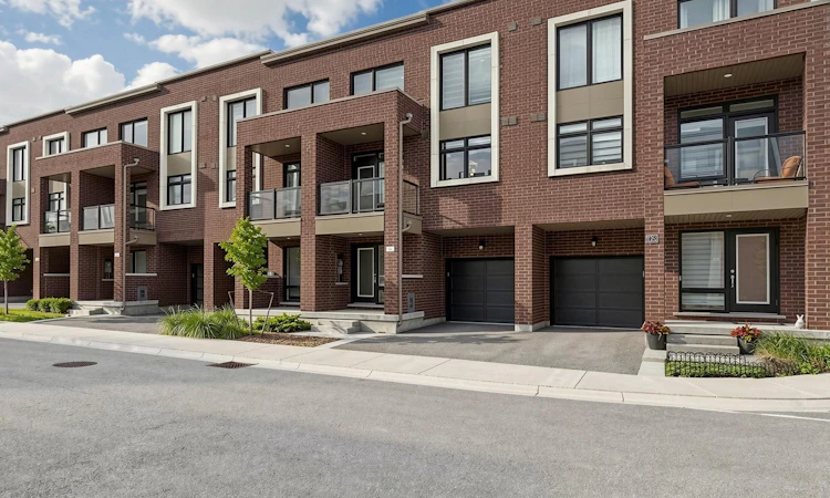 23 Moneypenny Place