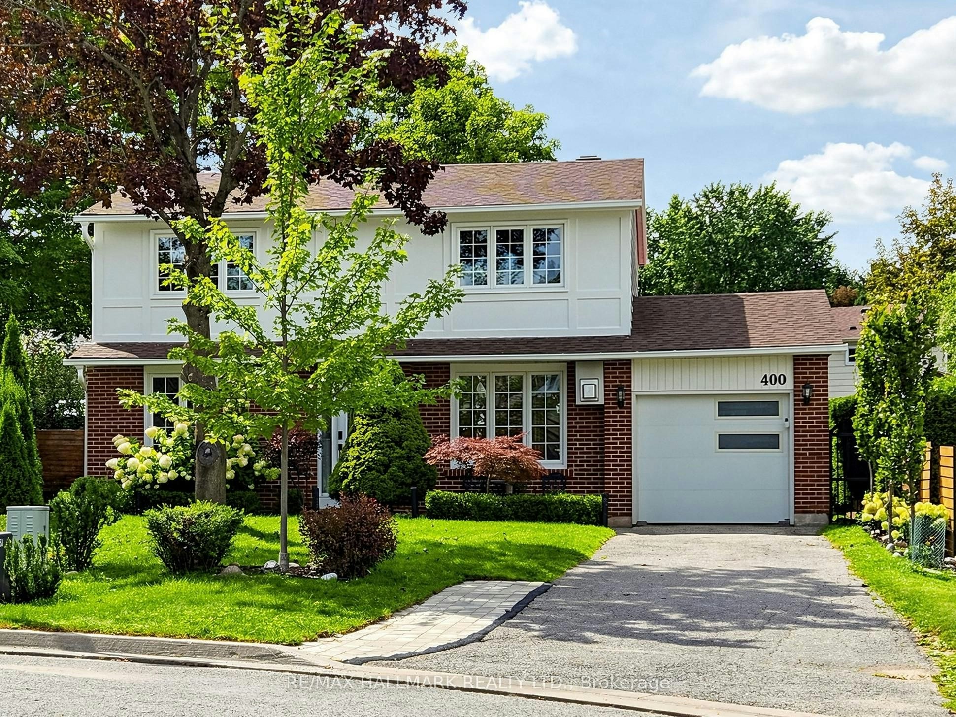 .400 Handley Crescent, Newmarket, ON, L3Y 4T4