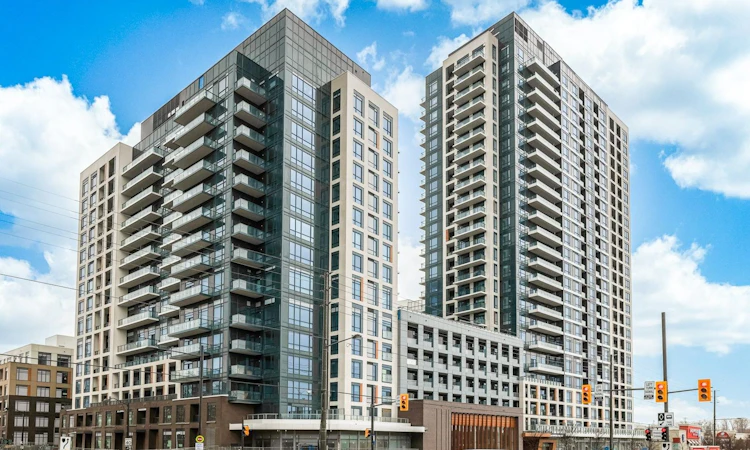 1311-7950 Bathurst Street