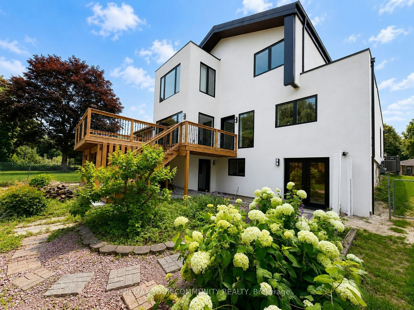 BSMT-969 Wildwood Drive, Newmarket, ON, L3Y 2B4 - 6