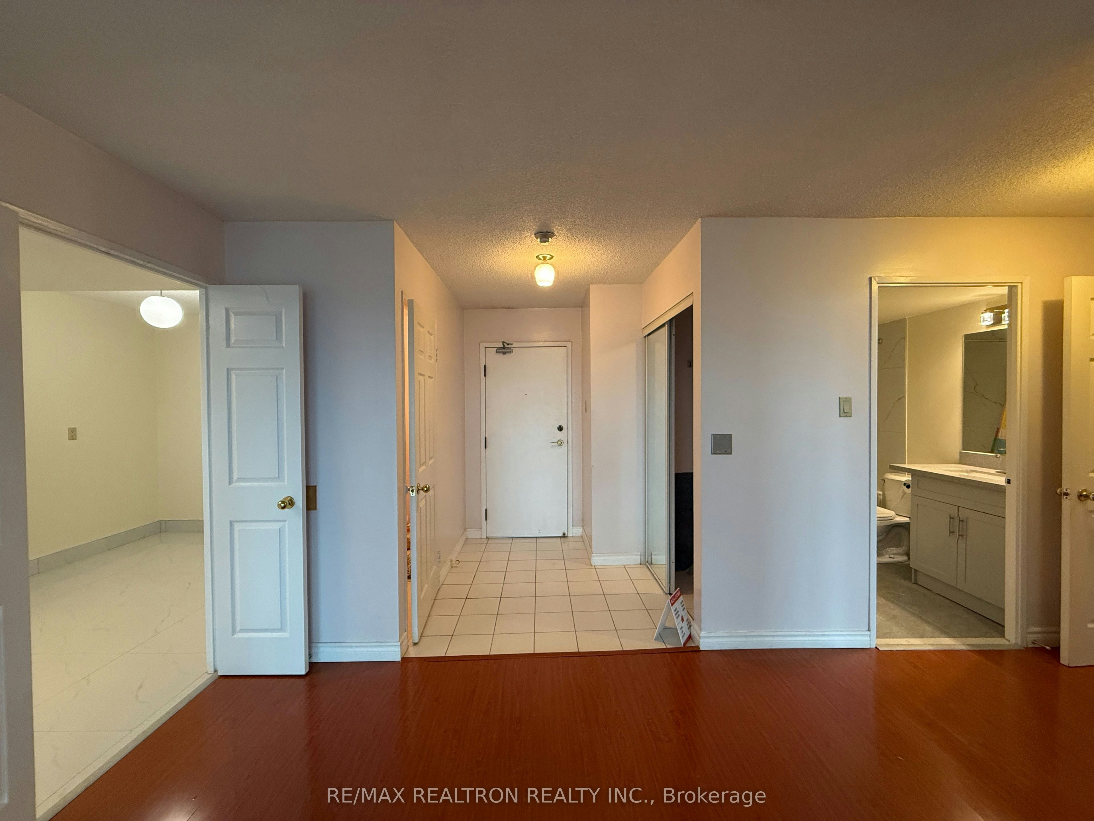 714-7805 Bayview Avenue, Markham, ON, L3T 7N1 - 3