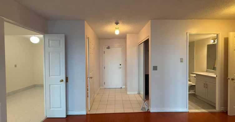 714-7805 Bayview Avenue, Markham, ON, L3T 7N1 - 3