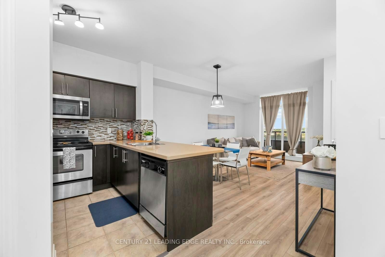911-9225 Jane Street, Vaughan, ON, L6A 0J7 - 7