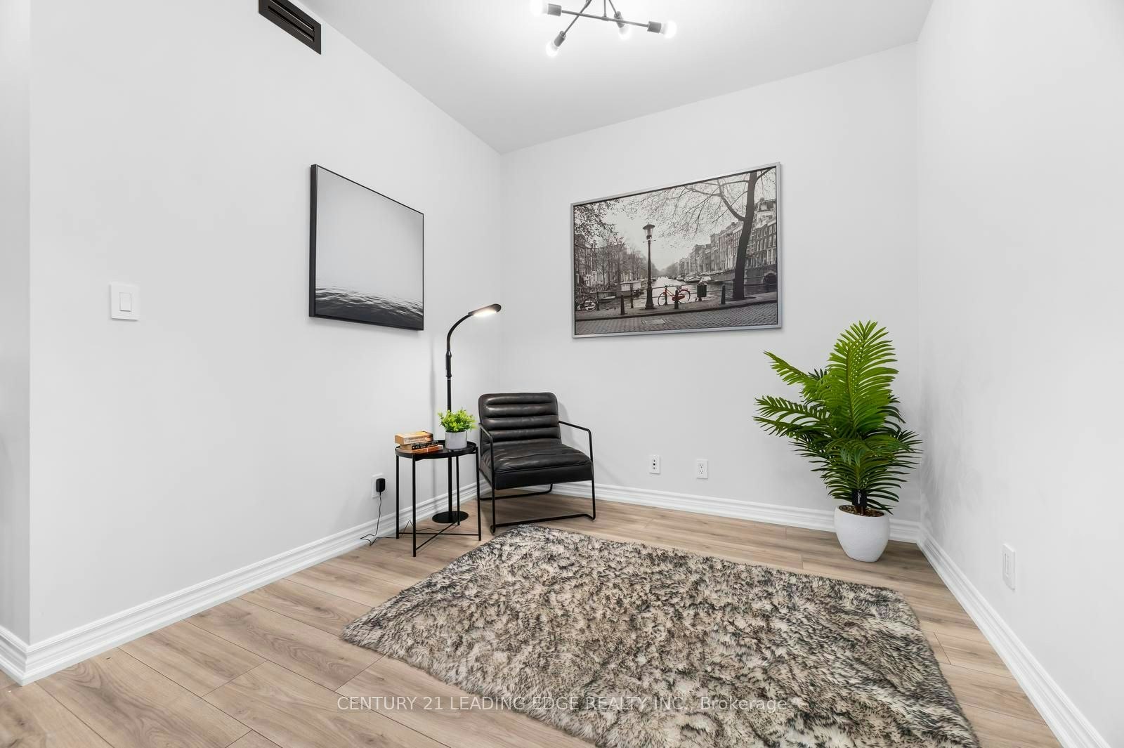 911-9225 Jane Street, Vaughan, ON, L6A 0J7 - 5