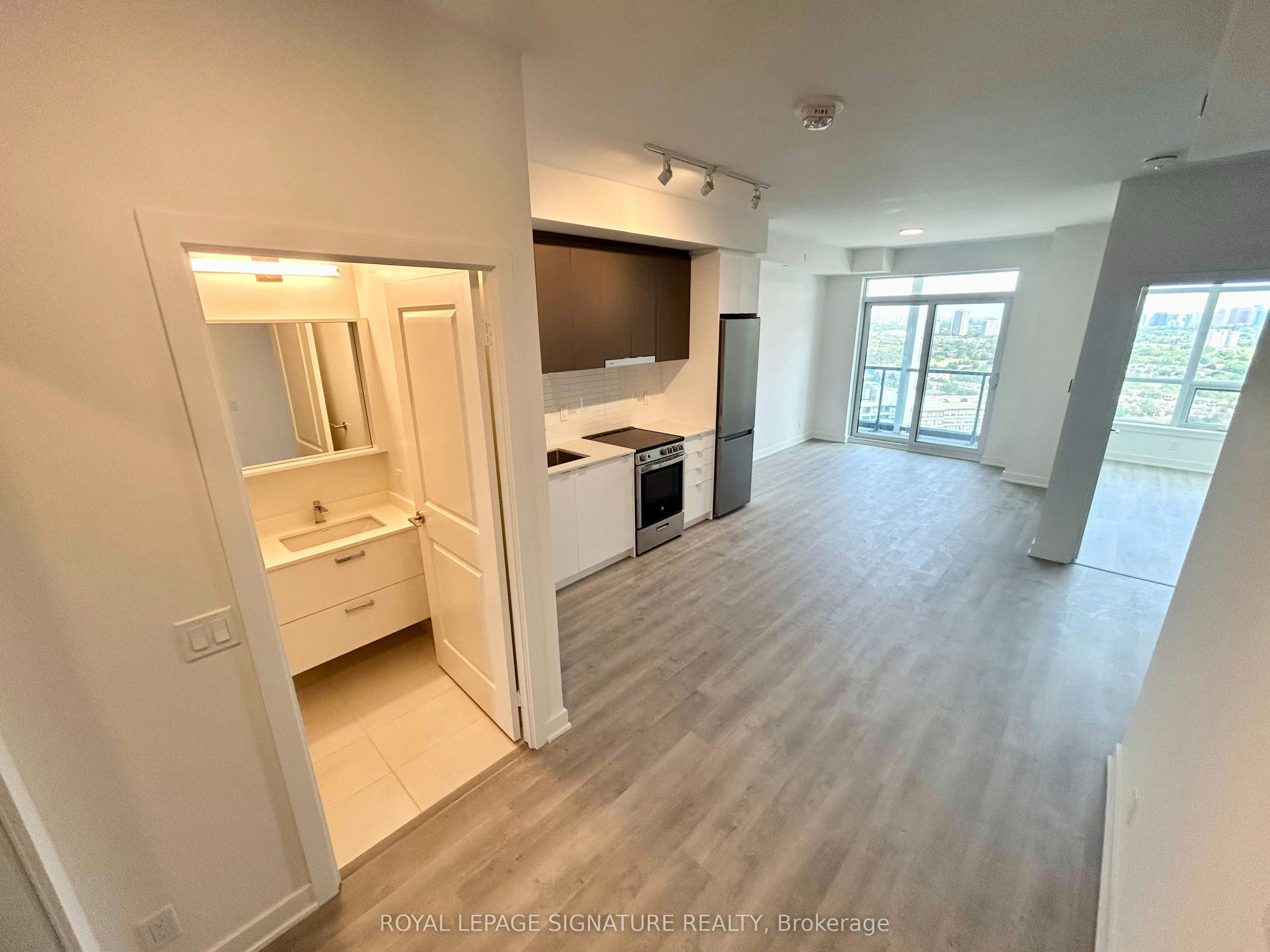 2401-30 Upper Mall Way, Vaughan, ON, L4J 0L7