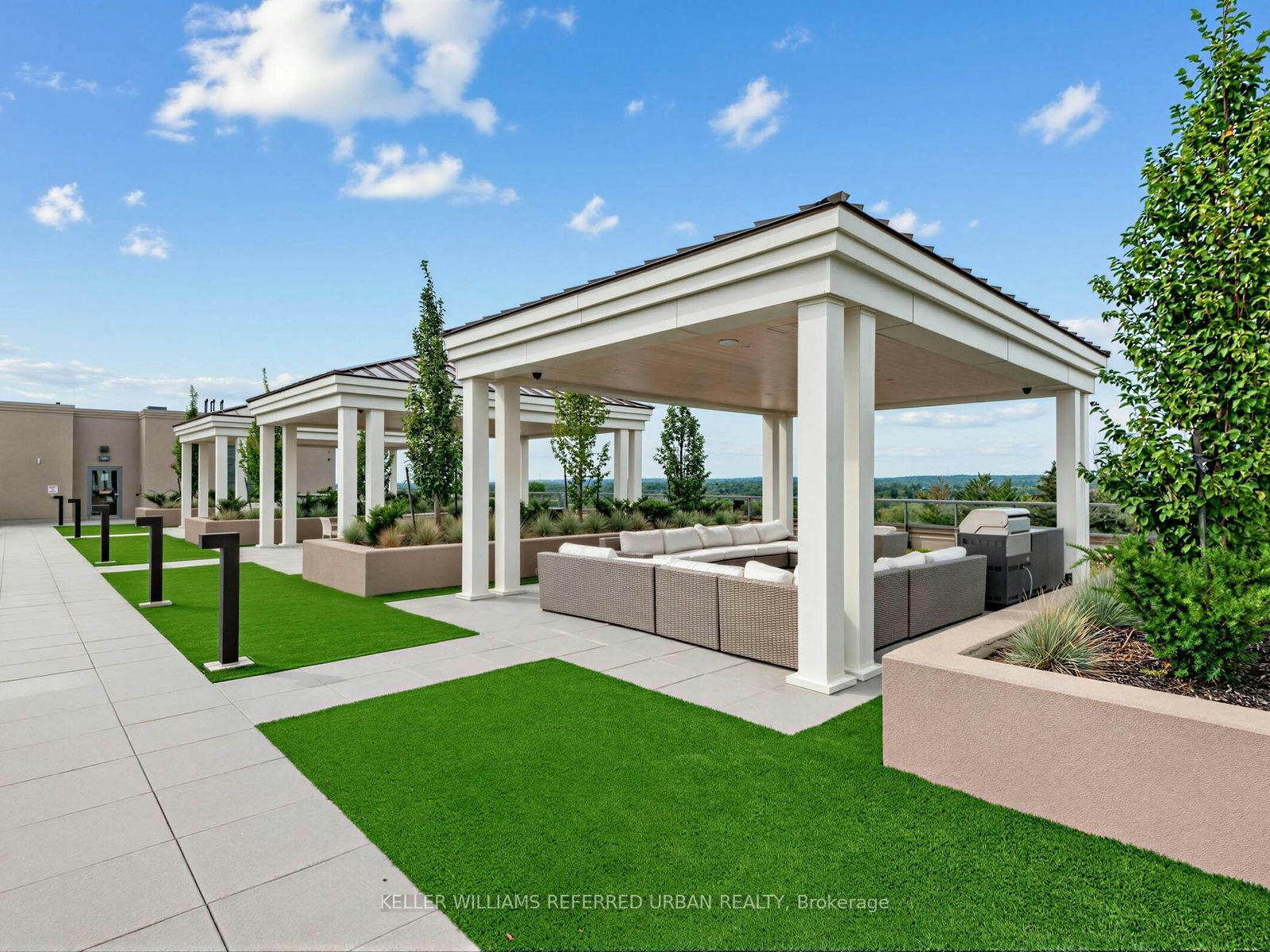 440-2075 King Road, King, ON, L7B 0R7 - 24