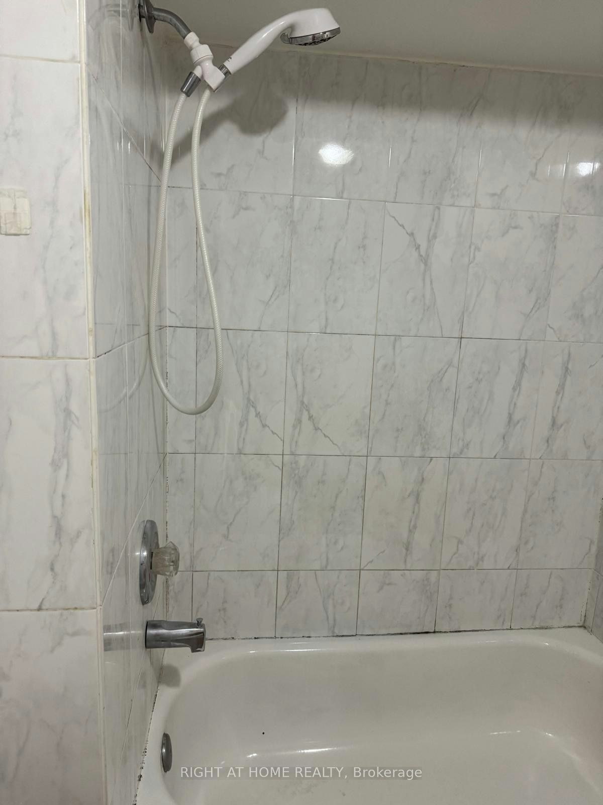 Basement-45 Rockport Crescent, Richmond Hill, ON, L4C 2L7 - 9
