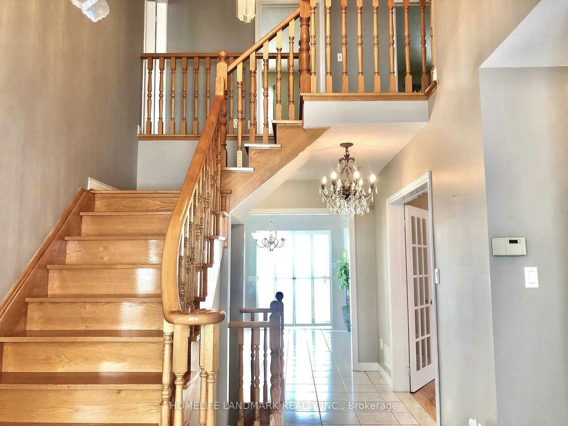 196 Park Drive, Whitchurch-Stouffville, ON, L4A 1J8 - 2