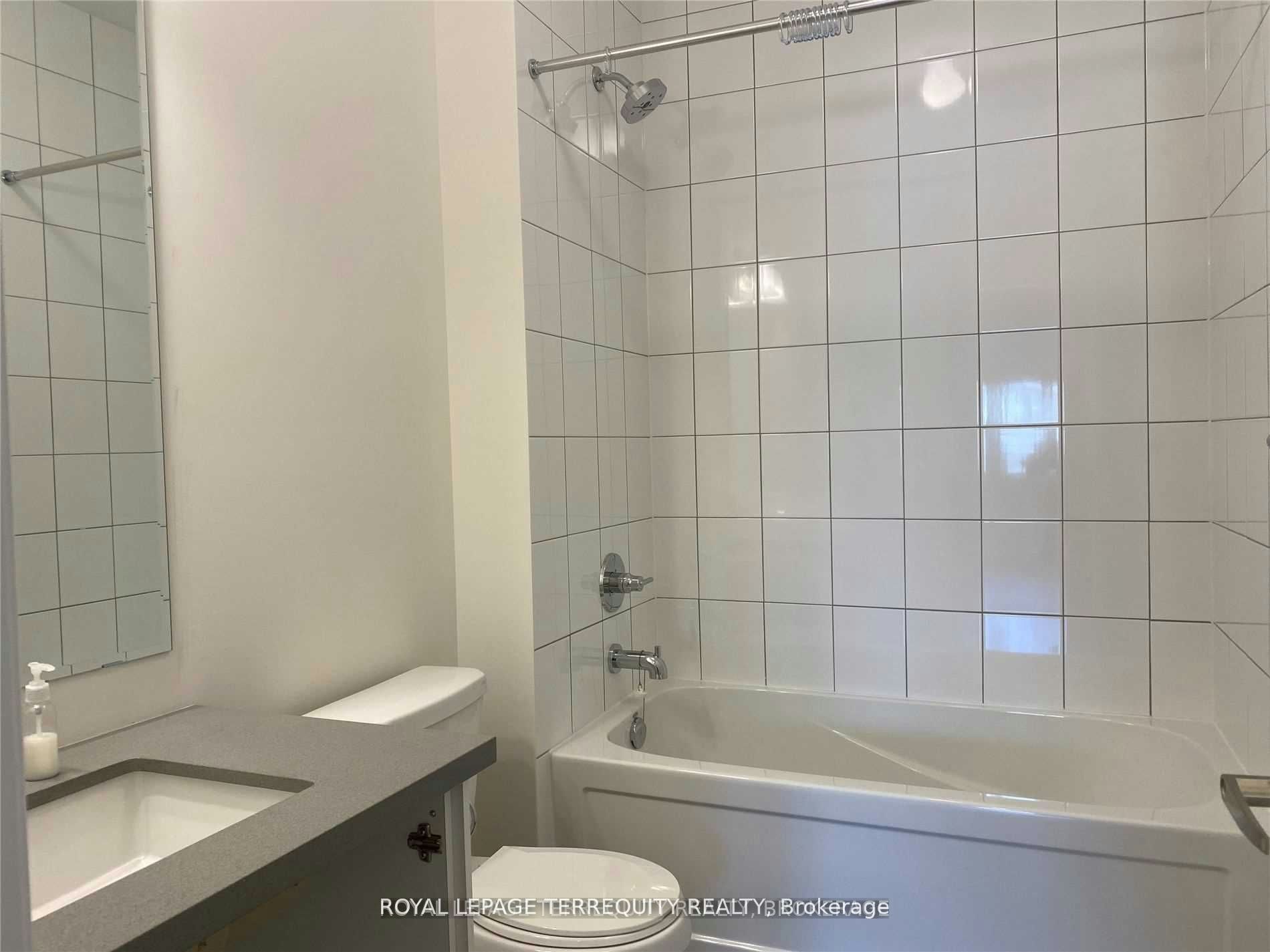 38 Pietrowski Drive, Georgina, ON, L4P 0K2 - 8