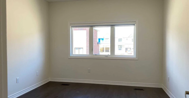 38 Pietrowski Drive, Georgina, ON, L4P 0K2 - 9