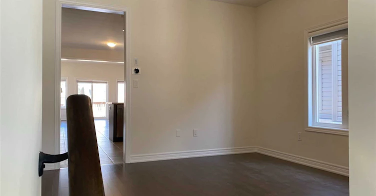 38 Pietrowski Drive, Georgina, ON, L4P 0K2 - 2
