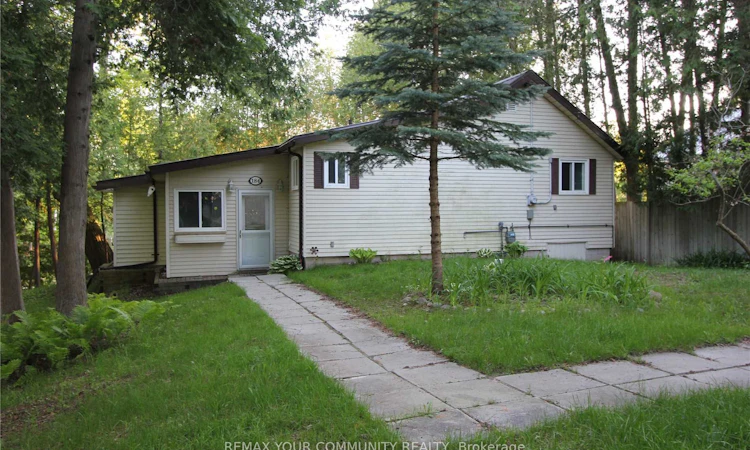 184 Riverbank Drive