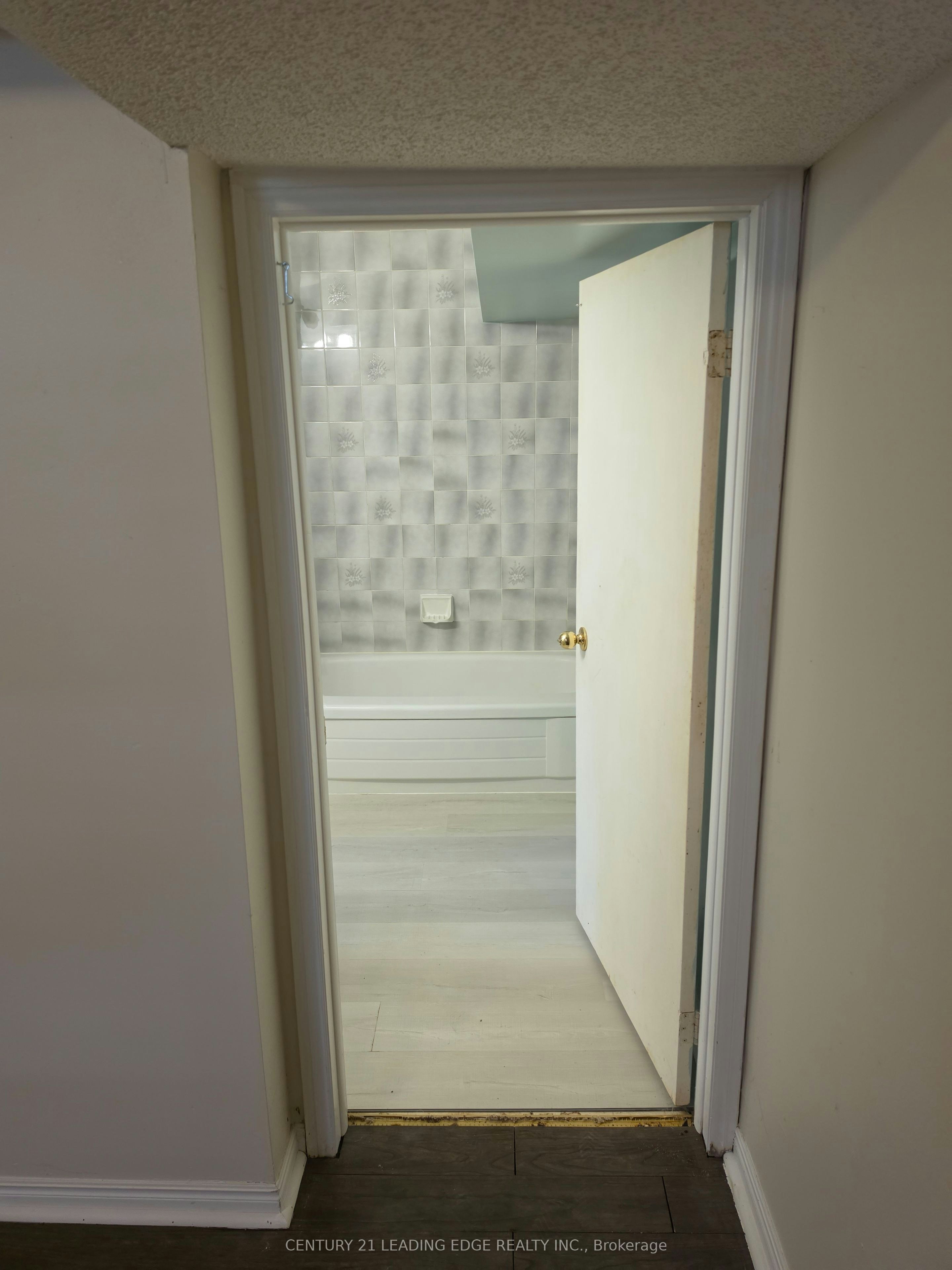 Lower-142 Oakcrest Drive, Georgina, ON, L4P 3J1 - 15
