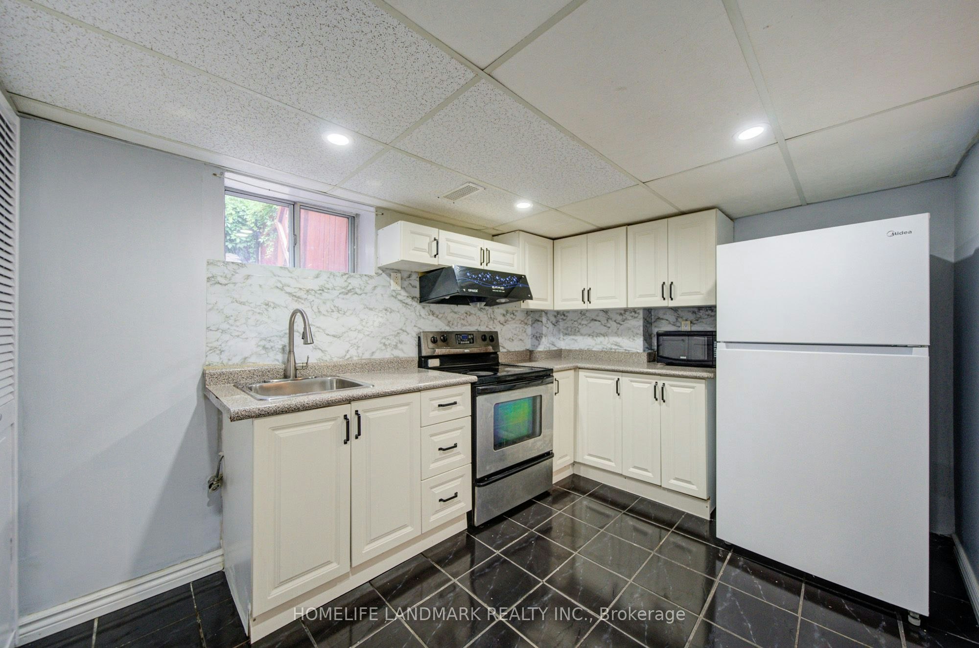 Basemet-167 Taylor Mills Drive N, Richmond Hill, ON, L4C 2T5 - 6