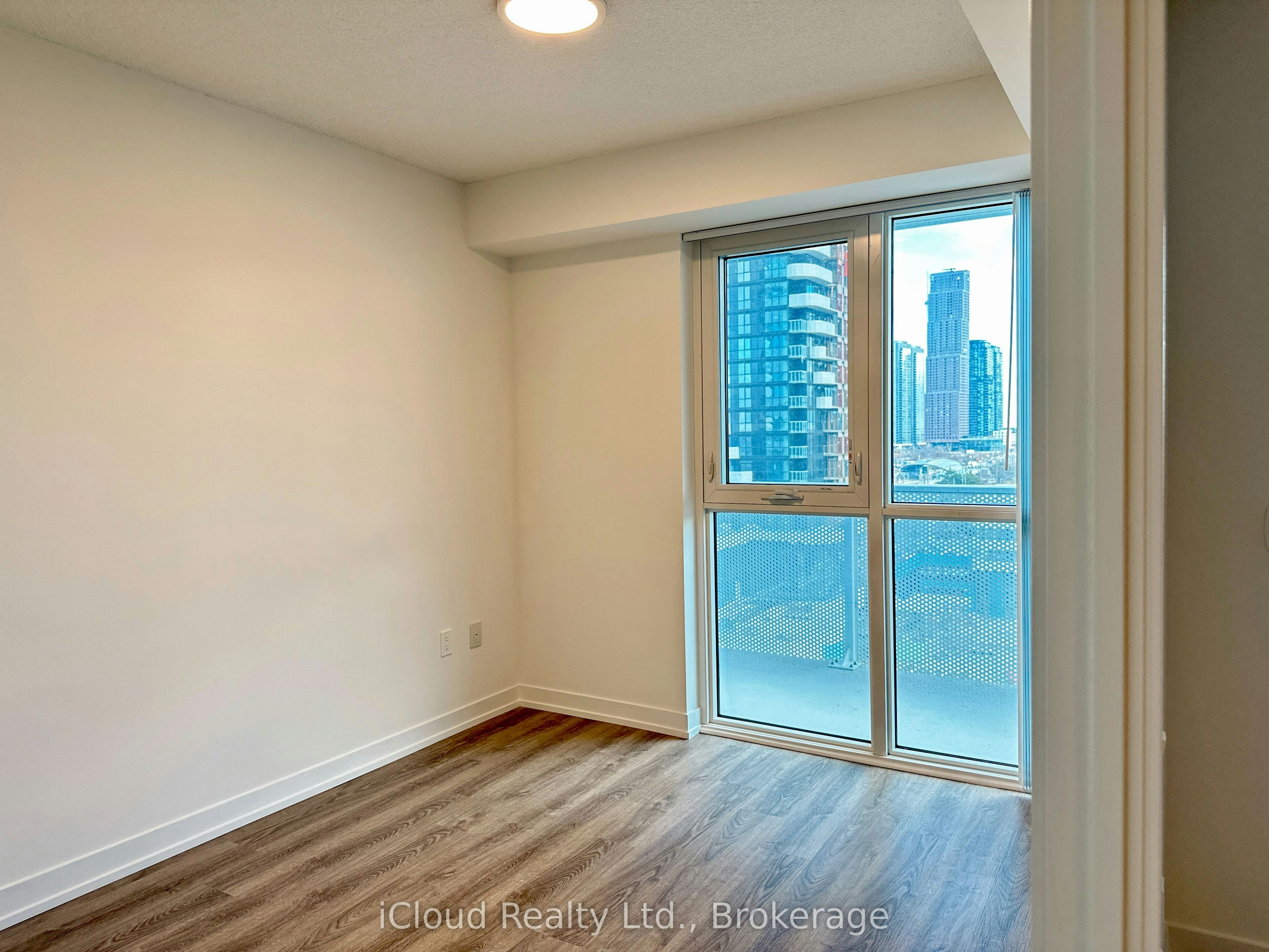 1016-195 Commerce Street, Vaughan, ON, L4K 0P9 - 15