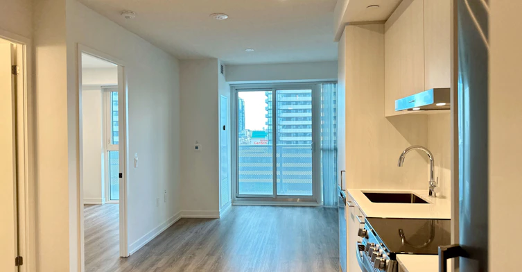 1016-195 Commerce Street, Vaughan, ON, L4K 0P9 - 12