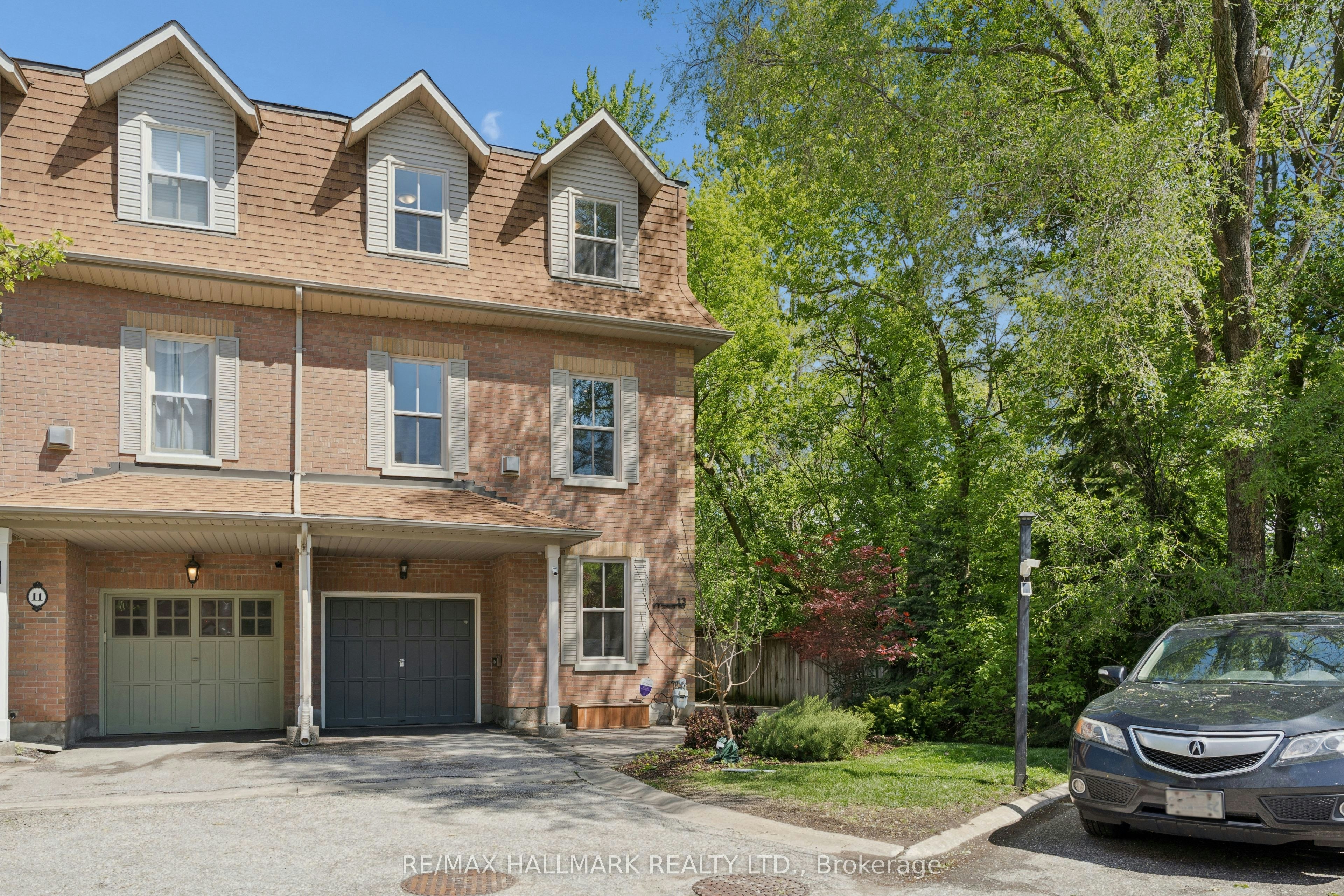 13 E J Lennox Way, Markham, ON, L3R 5K7
